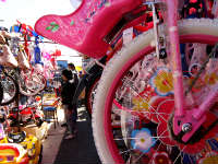 Reyes Magos compran juguetes robados en Ecatepec