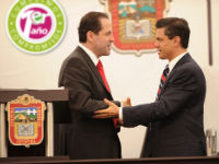 Peña Nieto visita Ecatepec para dar apoyos a mujeres